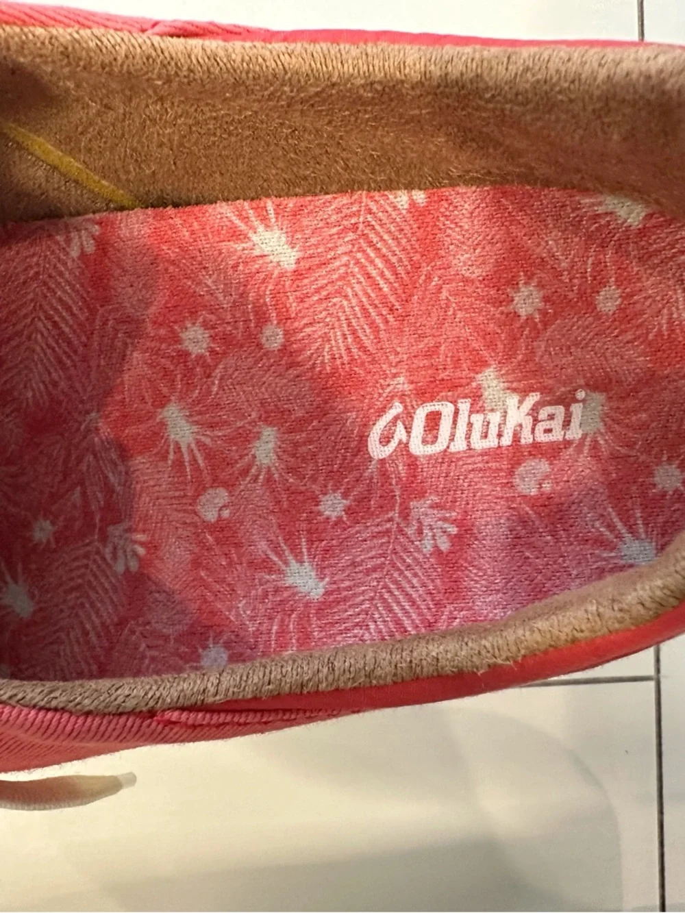 OluKai Pink Canvas Sneakers - Women's W9.5 New Without Box - Picture 10 of 12